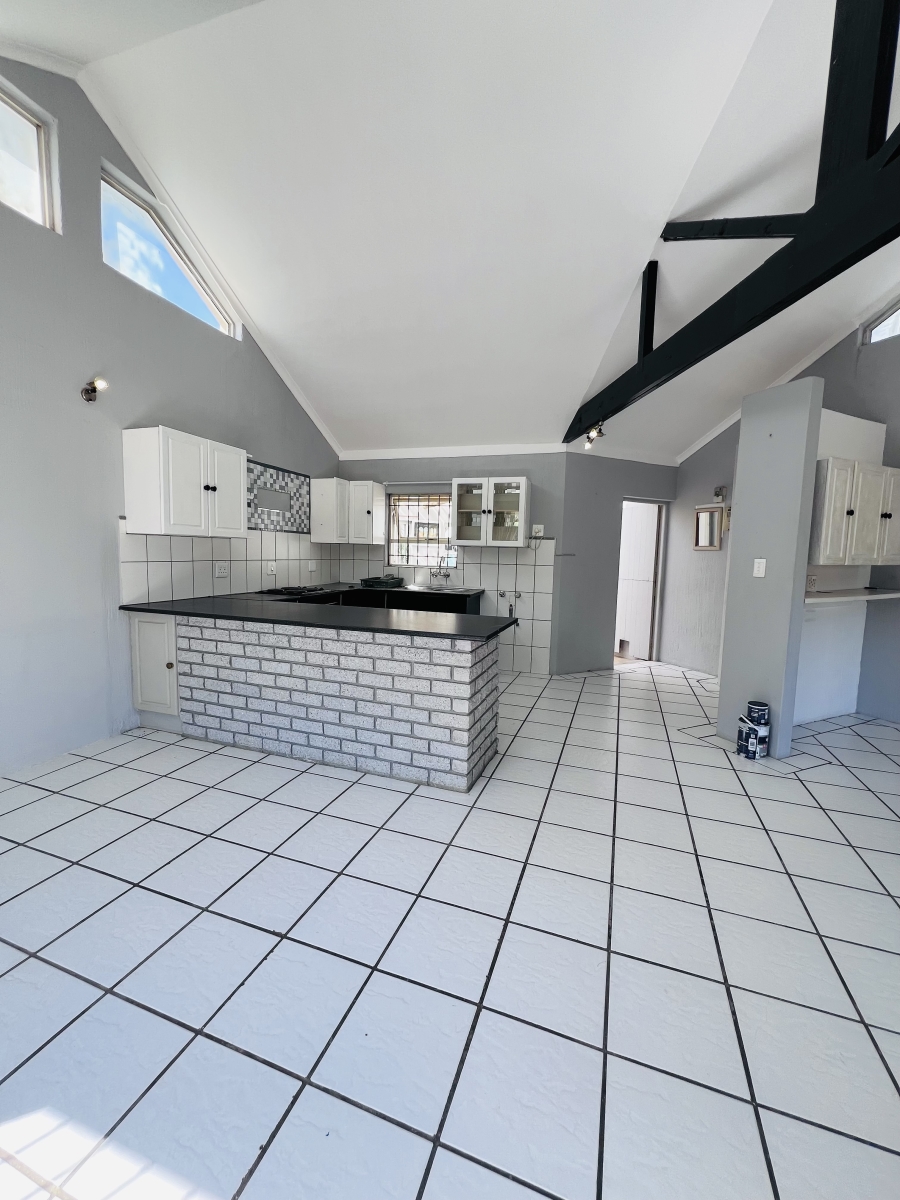 3 Bedroom Property for Sale in Pine Acres Western Cape